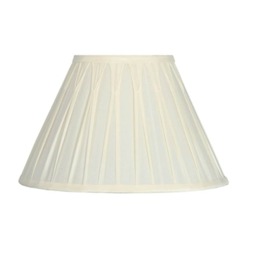 30cm Ivory Poly Silk Pleated Lampshade For Table Lamps