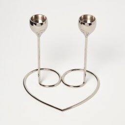 Homescapes Dual Brass Heart Dinner Candle Holder – Polished Silver