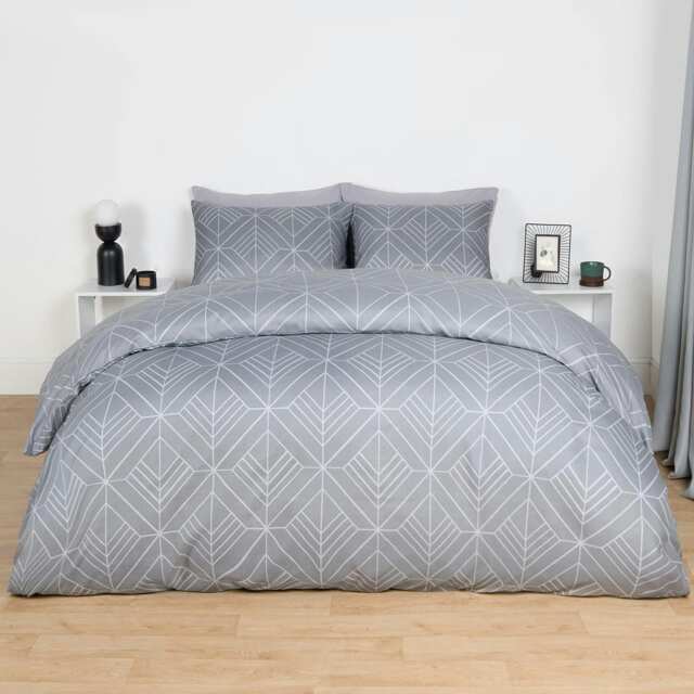 OHS Isaac Geometric Reversible Print Duvet Cover and Pillowcase Bedding Set, Double - Grey