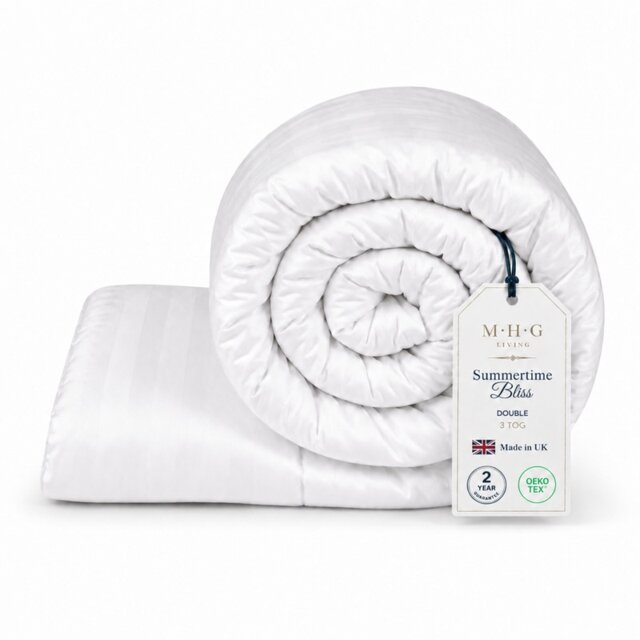 MHG Living 3 Tog Summer Duvet – Lightweight Cooling Hollowfibre Quilt for Hot Sleepers White Double