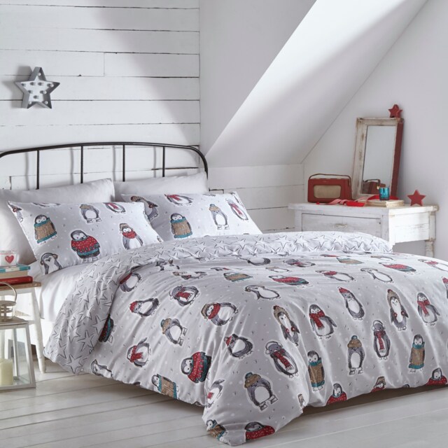Snowy Penguins Christmas Soft Easy Care Bed Linen Bedding Duvet Cover Quilt Set With Pillow Cases Grey Super King