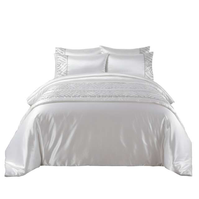 Shimmer Duvet Cover Set Luxury Bedding with Elegant Metallic Finish White Double