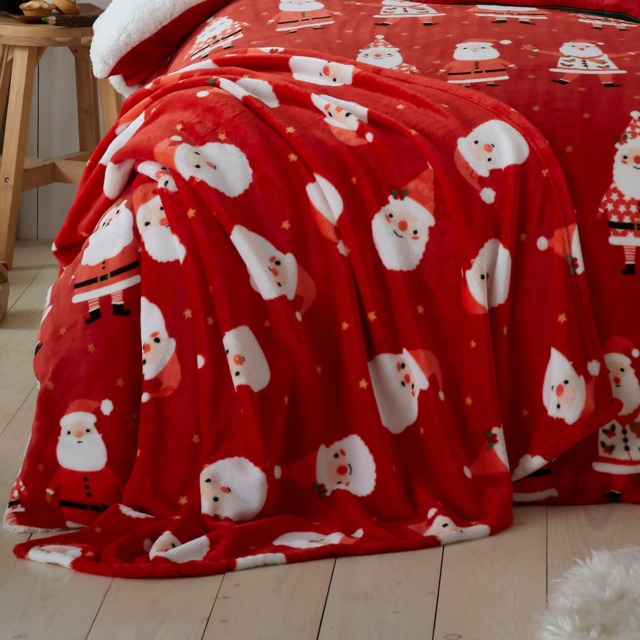 D & D Jolly Santa Throw Red