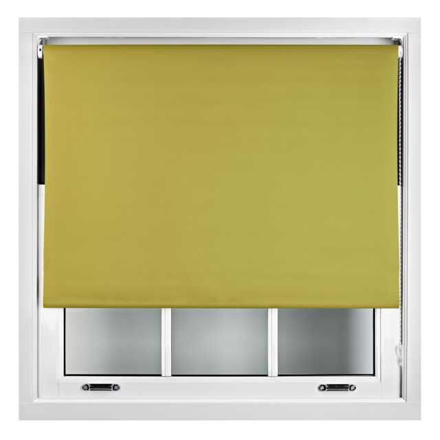 Blackout Roller Blind 135cm Wide x 210cm Long Metal Fittings Green Green