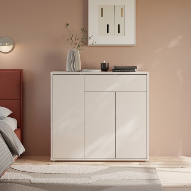 Alice Springs Shoe Cabinet with 3 Doors Push-to-Open & 1 Drawer Push-to-Open in Sand