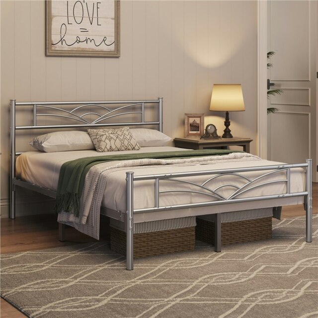 Yaheetech Metal Platform Bed Frame with Cloud-inspired Design Headboard Antique Silver, 4ft6 Double