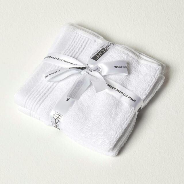Homescapes White Combed Egyptian Cotton Set of 2 Face Cloths 700 GSM