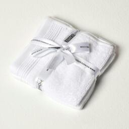 Homescapes White Combed Egyptian Cotton Set of 2 Face Cloths 700 GSM