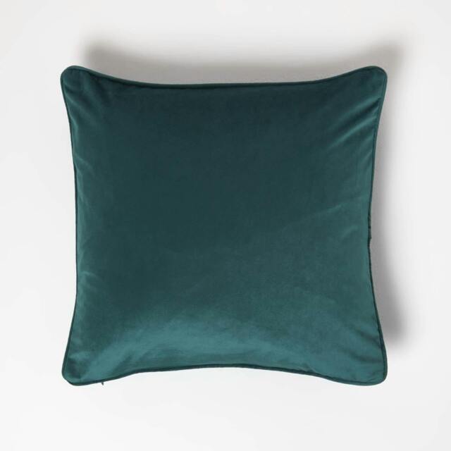 Homescapes Green Filled Velvet Cushion with Piped Edge - 46 x 46 cm Green 46 x 46 cm 1
