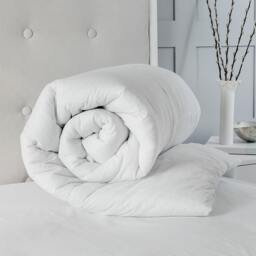 Anti Allergy Summer Duvet 4.5 Tog Microfibre And Anti Allergy Hollowfibre Filling Single White