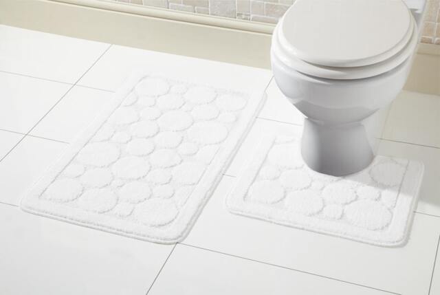 Cali Bath Mat Set in White White White