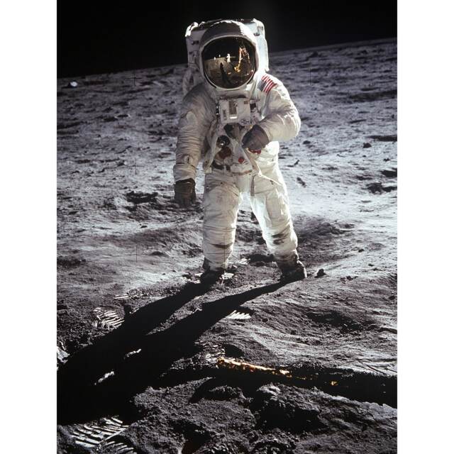 Apollo 11 Astronaut Aldrin Armstrong Space Moon Landing Large Wall Art Print 18x24 Inch Multi
