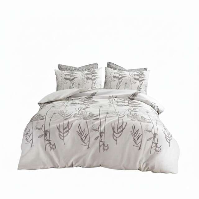 Dandelion Floral Botanical Bedding Duvet Cover And Pillowcase Set White Super King