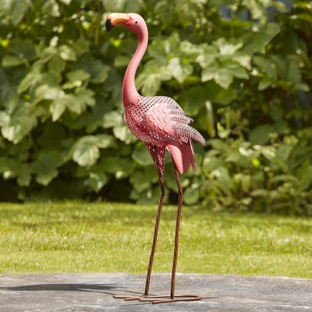 Metal Flamingo Ornament, Bird Statue, Outdoor Painted Sculpture for Pathways, Patios & Borders, Height 61cm