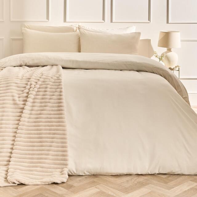 OHS Plain Dyed Duvet Cover with Pillowcase Bedding Set White Ivory Super King
