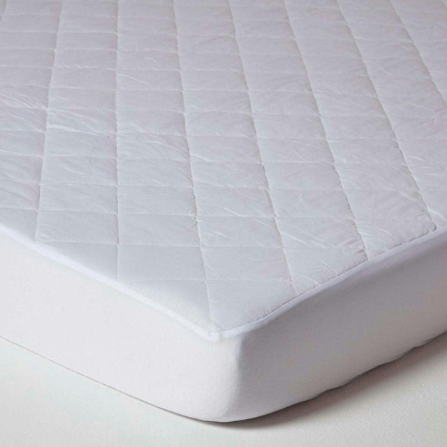 Homescapes Quilted Mattress Protector
