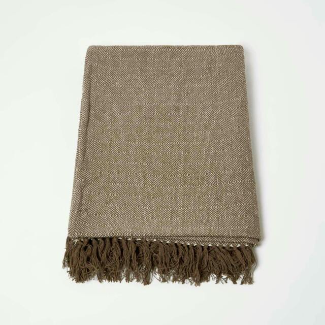 Homescapes Malda Brown and Natural Cotton Throw with Tassels - 225 x 255 cm Brown 1
