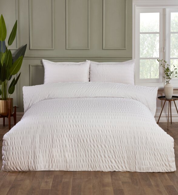 Seersucker Polycotton Luxury Duvet Cover Set with Pillowcase White Double