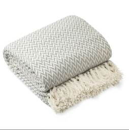 "Chevron Collection Recycled Cotton Throw in Silver (50"" x 60"")"