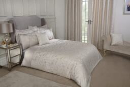 Cavendish Duvet Double Bed Cream