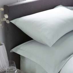Serene Plain Dyed Pair of Housewife Pillowcases Green