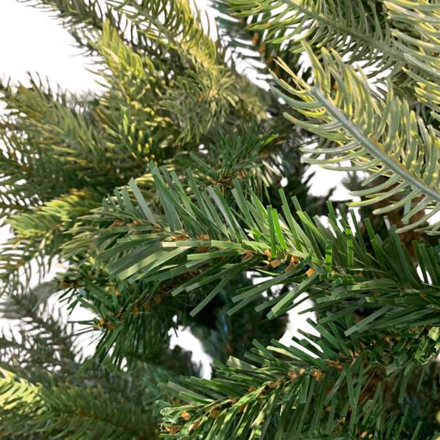 Everlands 180cm (6ft) Green Grandis Fir Real Look Christmas Tree 1564 Tips