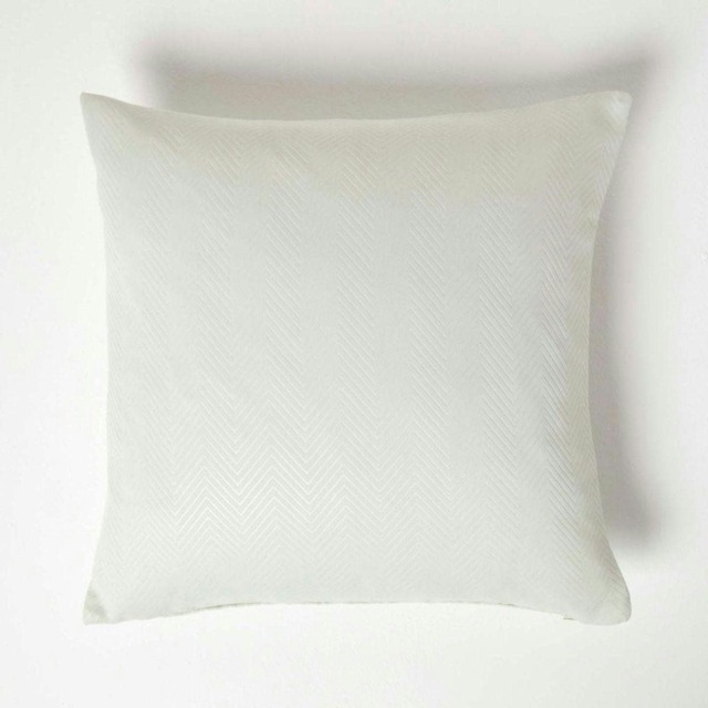 Homescapes Ivory Herringbone Chevron Cushion Cover - 45 x 45 cm Cream Ivory 45 x 45 cm