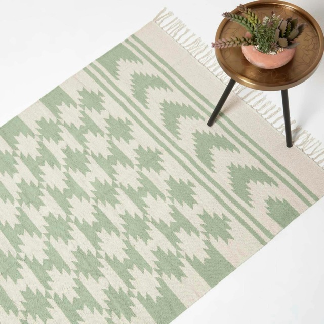 Homescapes Turin Green and Natural Kilim Cotton Rug - 120 x 170 cm Green 120 x 170 cm