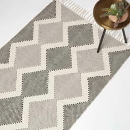 Homescapes Malmo Handwoven Grey and Black Cotton Textured Rug - 90 x 150 cm Grey Grey, White