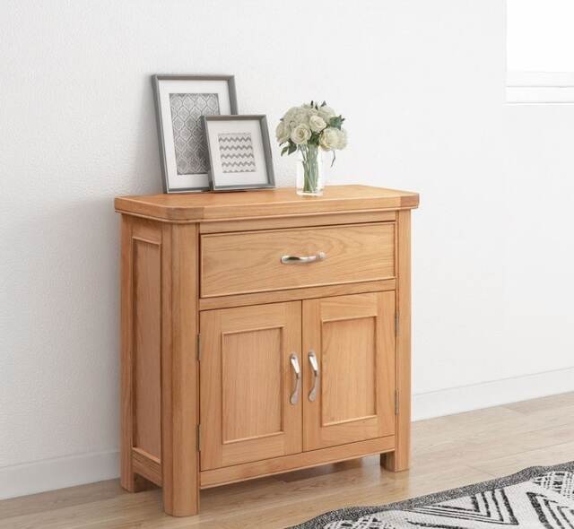 Bologna Compact Sideboard with 1 Drawer & 2 Doors - L32 x W80 x H80 cm - Oak Brown