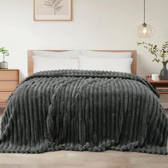 Ribbed Jacquard Fleece Blanket Throw 200x240cm - Soft & Cosy Bed Throw