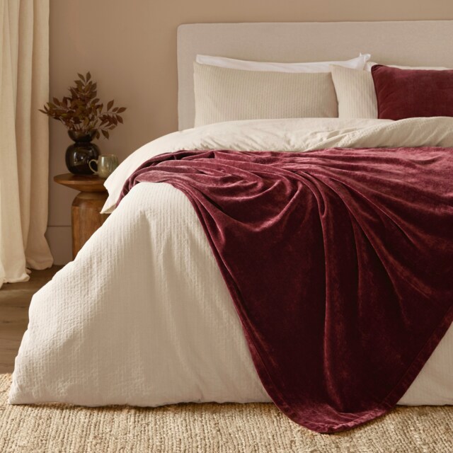 Yard Heavy Chenille Velvet Throw