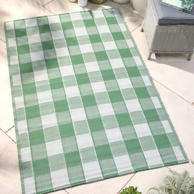 D & D Gingham Outdoor Rug Green