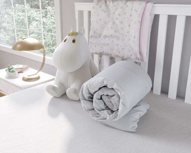Anti Allergy 4.5 Tog Summer Soft Touch Microfibre Cot Bed Duvet White