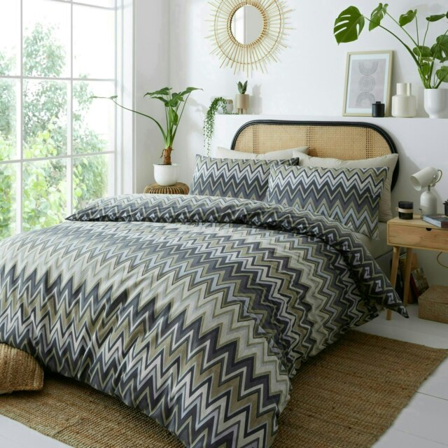 Portfolio Home Tyler Zig Zag Geometric Bedding Duvet Cover Set Grey Super King