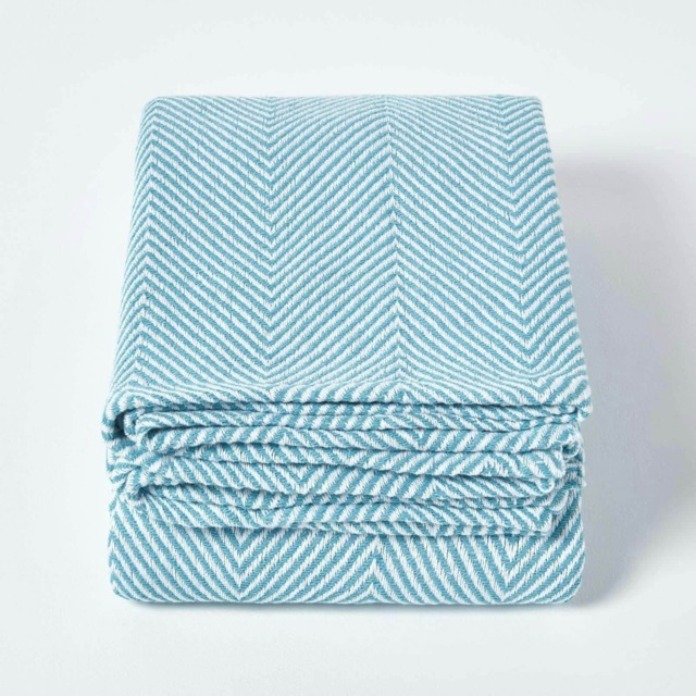 Homescapes Cotton Halden Chevron Teal Throw - 255 x 360 cm Blue 1