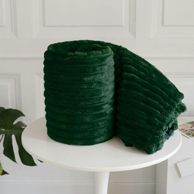 Kampala Hill Chunky Cord Blanket/Throw Emerald Green Emerald One Size