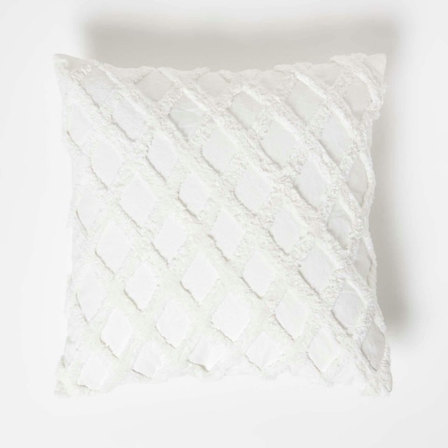 Homescapes Geometric Diamond White Tufted Cotton Cushion - 45 x 45 cm White 1