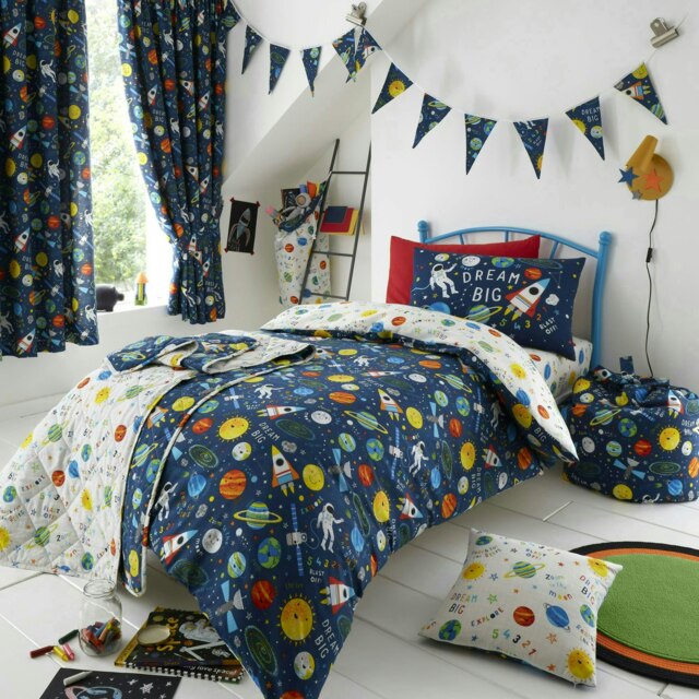 Space Explorer Double Bedding