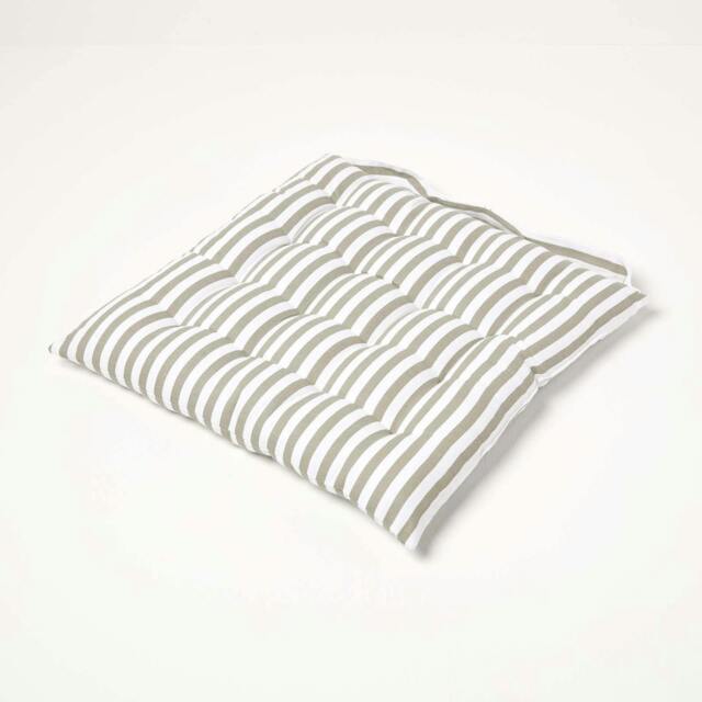 Homescapes Seat Pad Luxury Cotton Stripe Indoor Outdoor Garden Dining Cushion Grey 40 x 40 cm 1