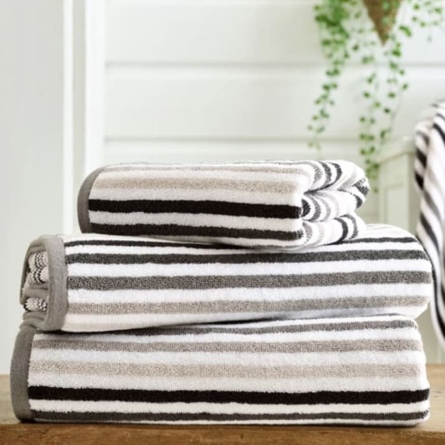 Luxury Bliss Linear Stripe Cotton Towel