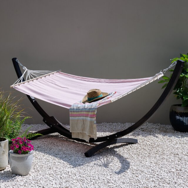 Blush Hammock with Charcoal Wooden Stand