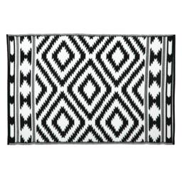 JVL Lightweight Reversible Plastic Woven Outdoor Rug, 133x190cm, Aztec Black
