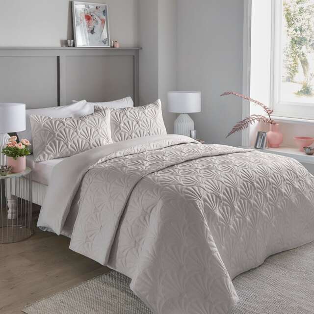 Serene Cavali Duvet Cover Set Silver