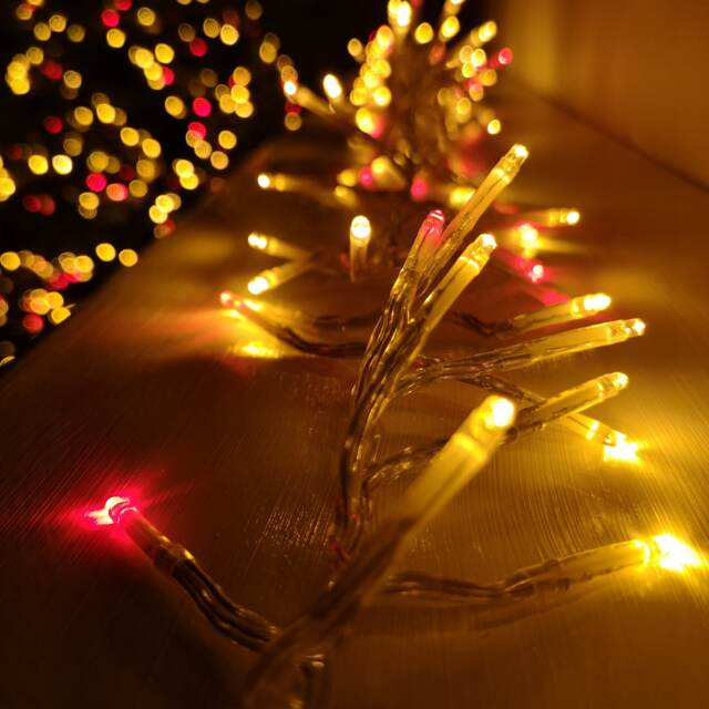960 LED 12.4m Premier Cluster Indoor Outdoor Multi Function Mains Operated Christmas Lights with Timer on Clear Cable in Red & Gold