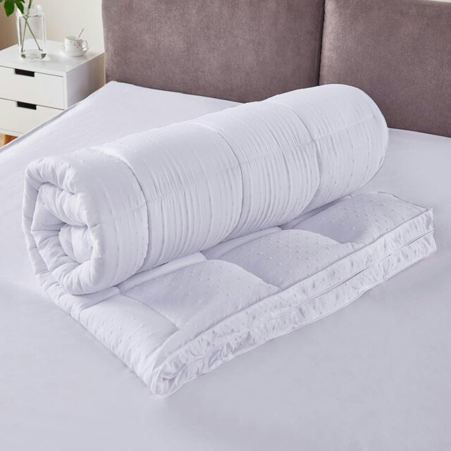 5cm 3D Microfibre Bubble Mattress Topper White Double 1