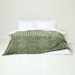 Homescapes Sage Green Geometric Triangle Velvet Throw - 200 x 230 cm