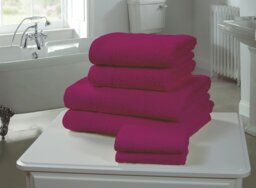 Chatsworth 600gsm Pure Cotton Towels Soft & Absorbent Purple Magenta Face cloth 1