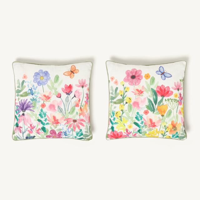Homescapes Spring Time Cushions - 45 x 45 cm - Set of 2