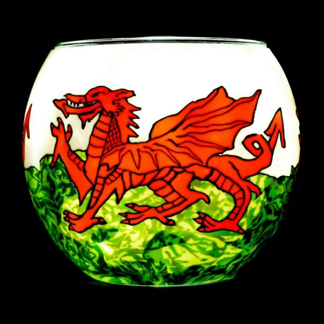 Milford Collection Tealight Holder Glass Nightlight Welsh Dragon